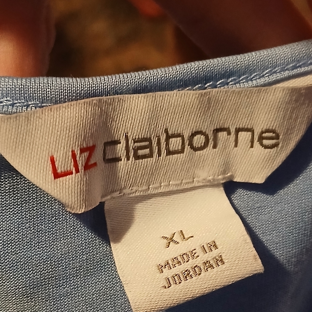 Liz Claiborne Light Blue Beautiful Short Sleeve Lined Top. Size XL - Picture 9 of 11